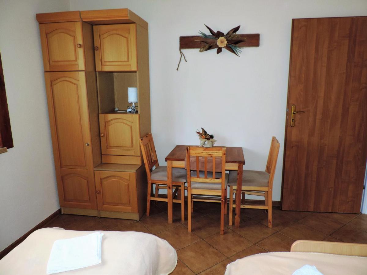 Hostal Jacek I Agatka Ustka Exterior foto