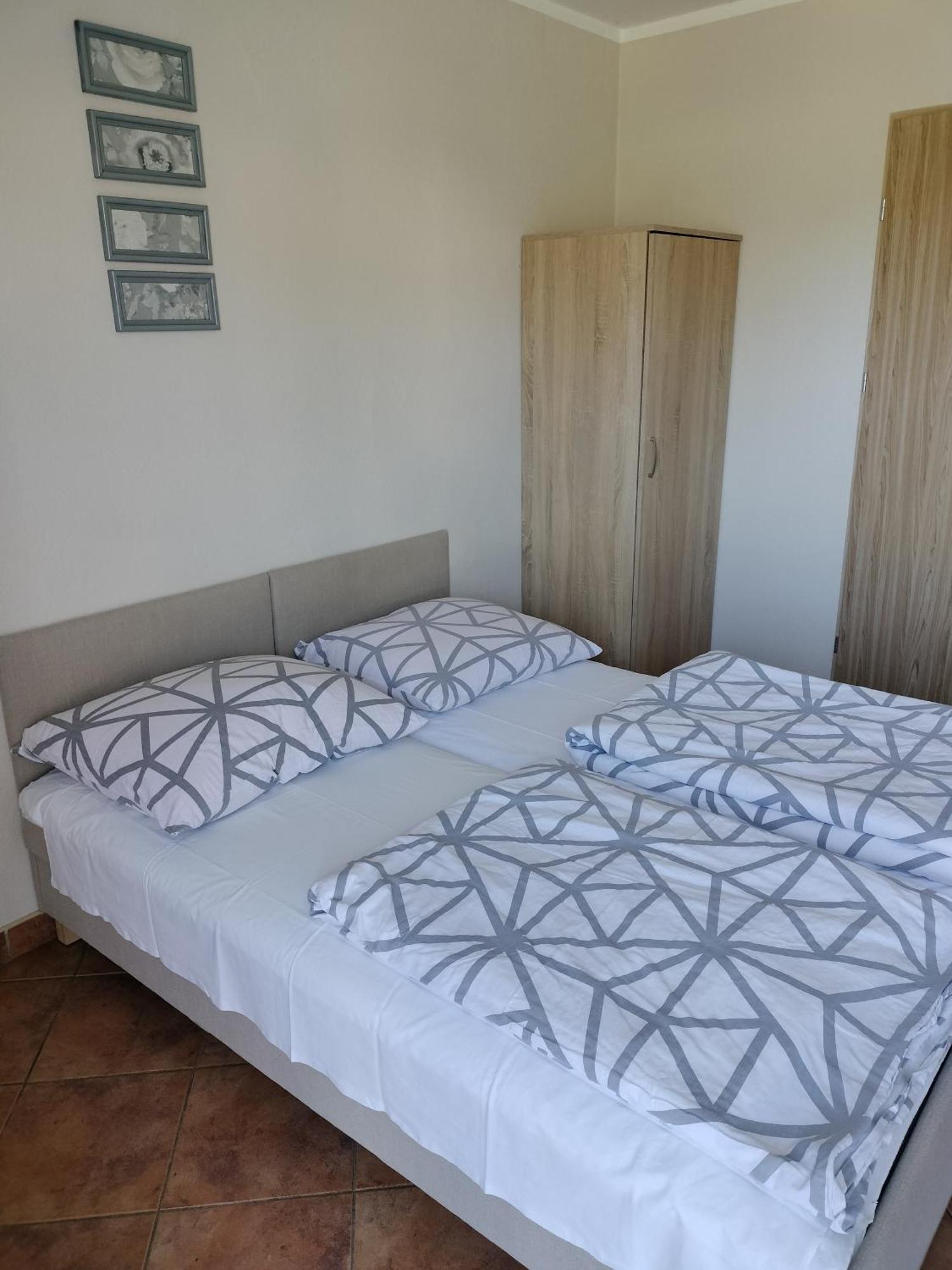 Hostal Jacek I Agatka Ustka Habitación foto